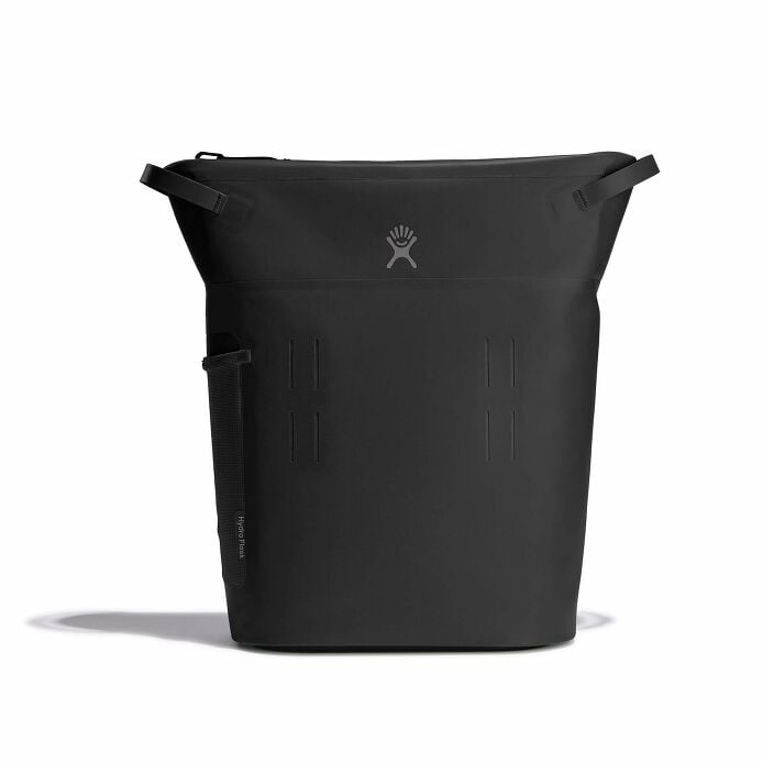 20-l-day-escapetm-pack-i5 20-l-day-escape-soft-cooler-pack-black-straight-on.jpg