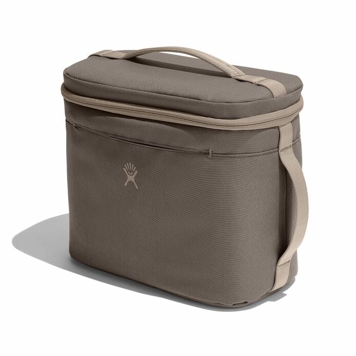 8-l-insulated-lunch-bag-z3 sl8217_8linsulatedlunchbag_sandpiper_angled.jpg
