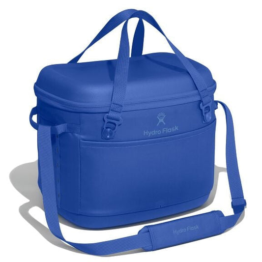 carryouttm-soft-cooler-30-l-h6 cpco382_carryout_cooler_30l_capri_blue_angled_1.jpg