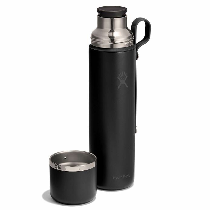 36-oz-hot-flask-and-cup-x7 flc36001_36ozhotflaskcup_black_angled_cup.jpg