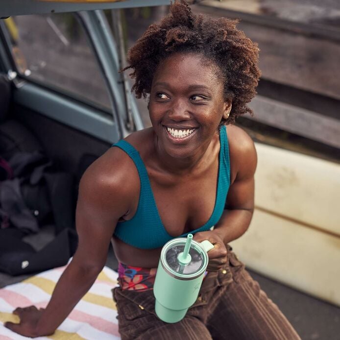 24-oz-travel-tumbler-h1 hf_s26_mcinnis_0259.jpg