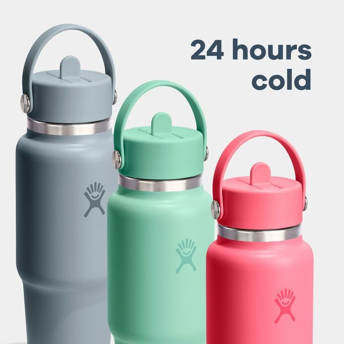 32-oz-travel-bottle-with-flex-straw-cap-j4 hf_s26_wtcfs_apdp_04_8.jpg