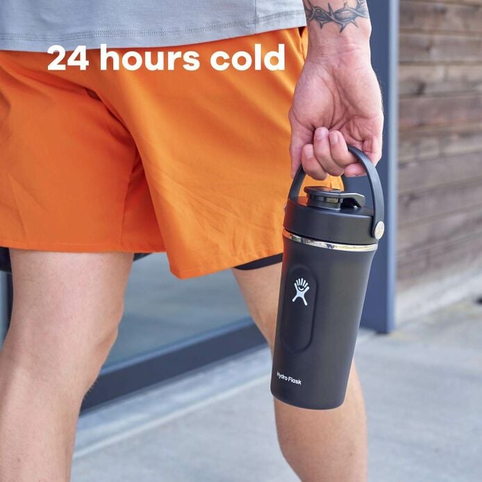 24-oz-insulated-shaker-bottle-l2 hydro_flask_ecomm_en_insulated_shaker_pt03_2000x2000px_4.jpg