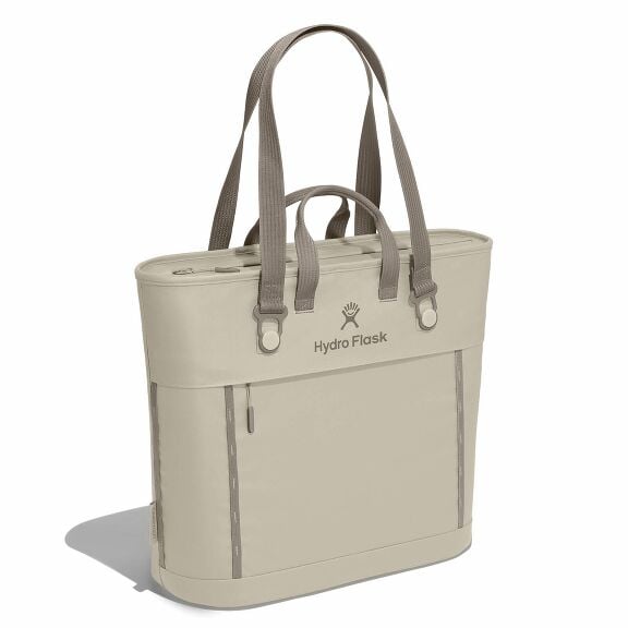 carryouttm-soft-cooler-tote-20-l-s8 midiit114-carryout-tote-20l-oat-angled.jpg