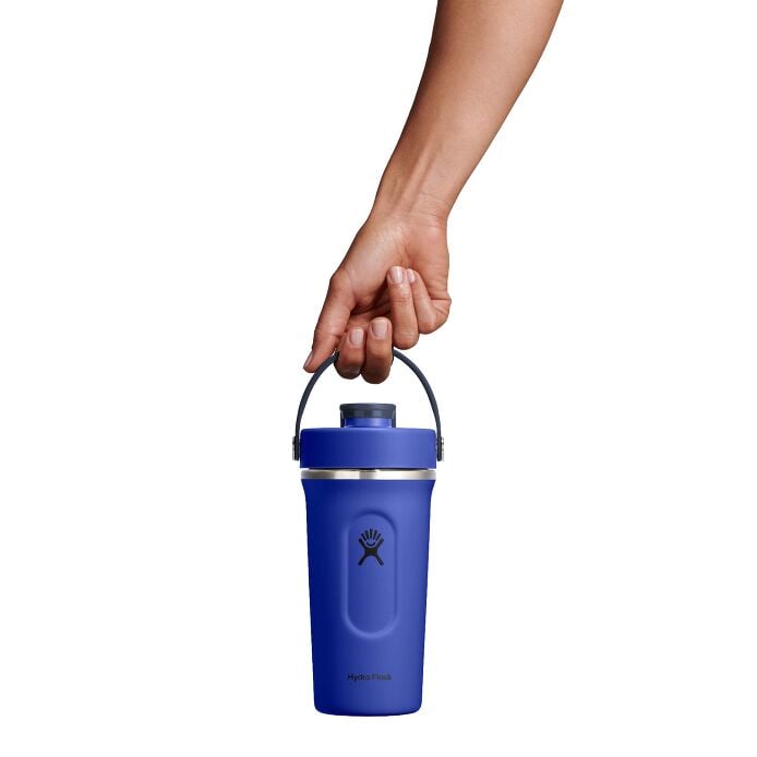 24-oz-insulated-shaker-bottle-l2 mxc24382_24_oz_insulated_shaker_bottle_capri_blue_hb.jpg