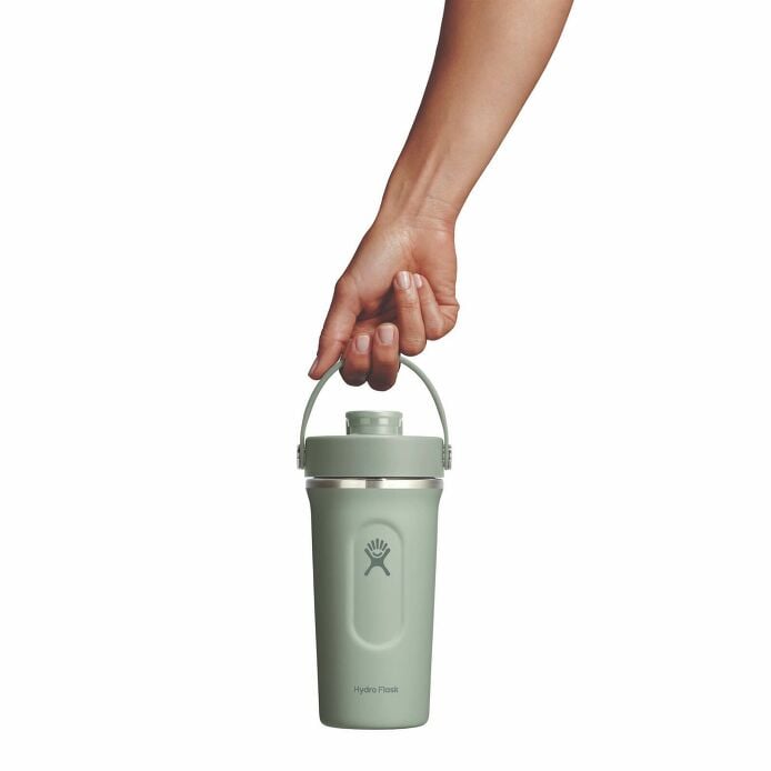 gym-bundle-h9 mxcc24374_24ozinsulatedshakerbottle_agave_hb_1.jpg