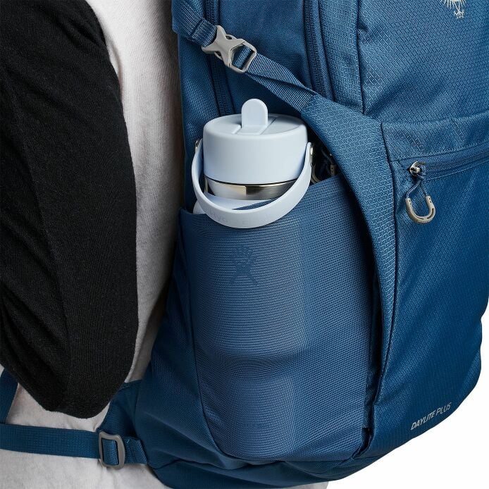 24-oz-travel-bottle-with-flex-straw-cap-w6 travelbottle-hb-backpack_1_8_1.jpg